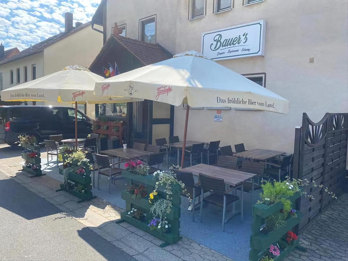 Bauer'S Pension-Restaurant-Catering Grosshabersdorf ภายนอก รูปภาพ