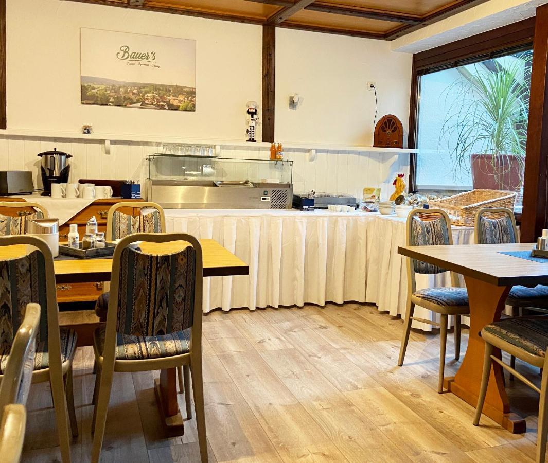 Bauer'S Pension-Restaurant-Catering Grosshabersdorf ภายนอก รูปภาพ